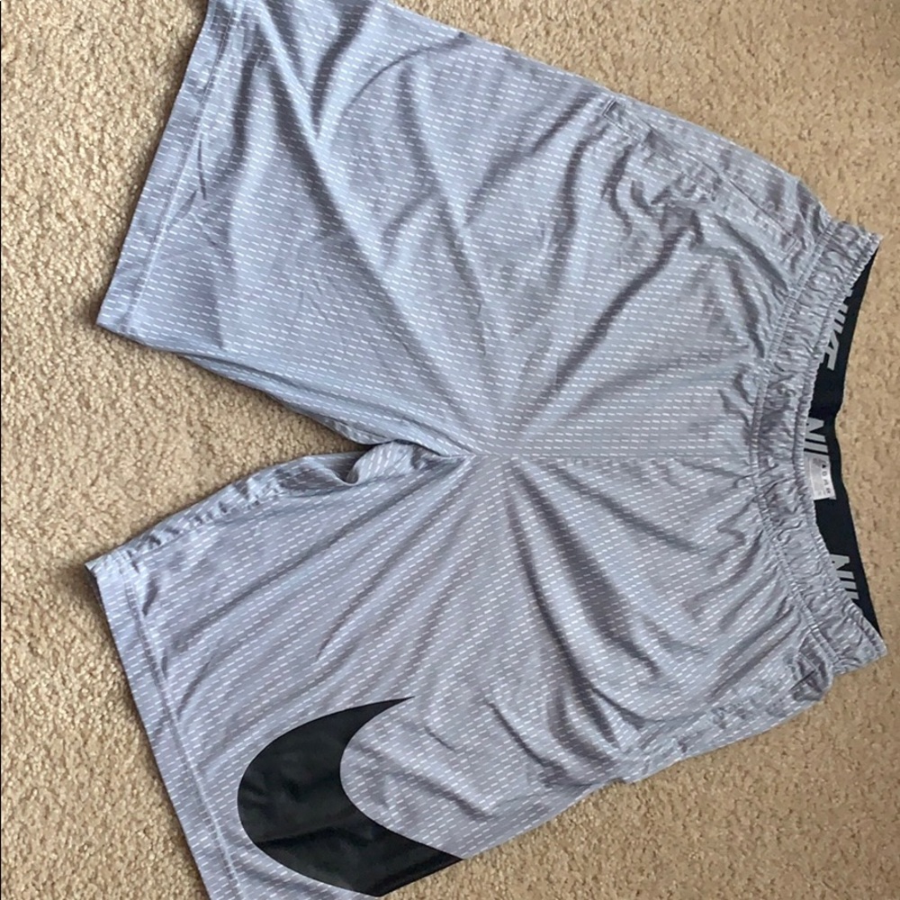 Nike Mens basketball shorts